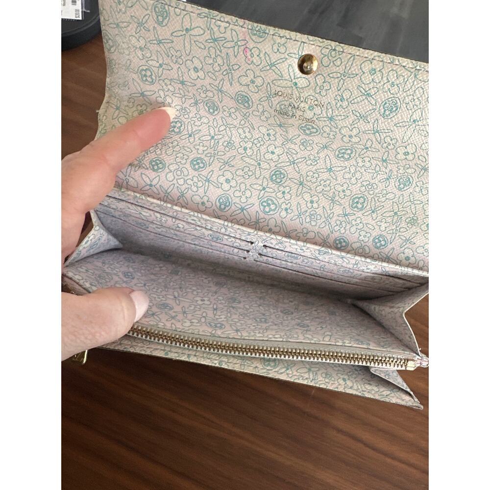 Louis Vuitton Sarah Monogram Fleuri Wallet - Picture 9 of 13
